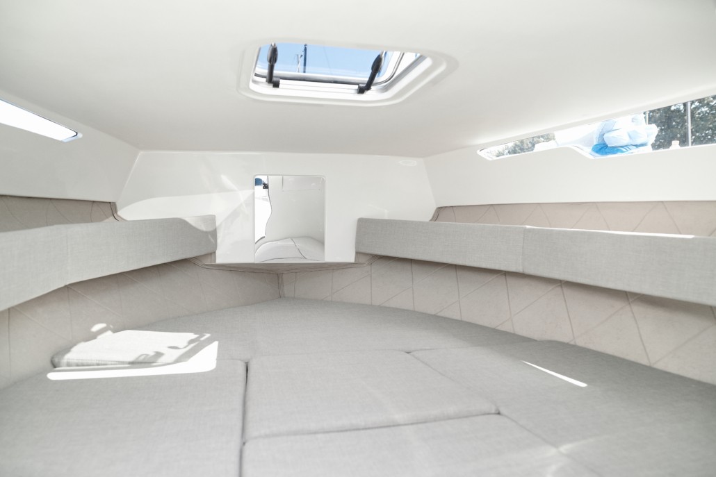 am-557-cabin