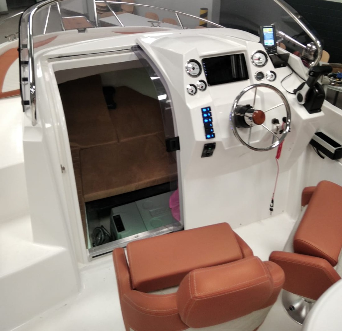 am-565-sundeck